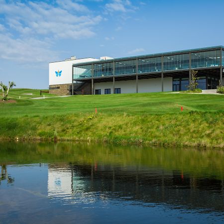 Royal Obidos Scenic Resort Praia del Rei Extérieur photo The clubhouse at the Vale Golf Resort