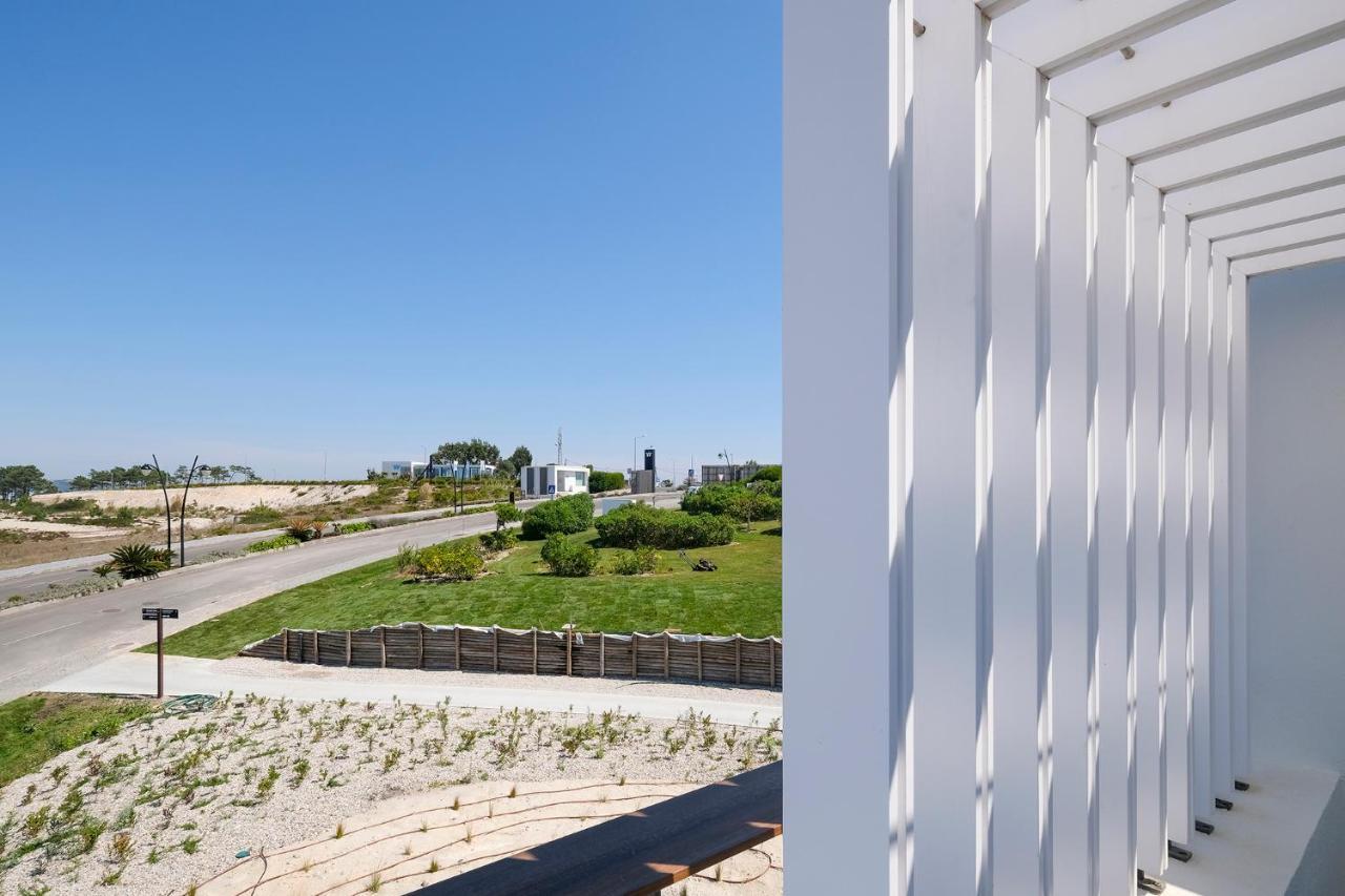 Royal Obidos Scenic Resort Praia del Rei Extérieur photo View from the hotel