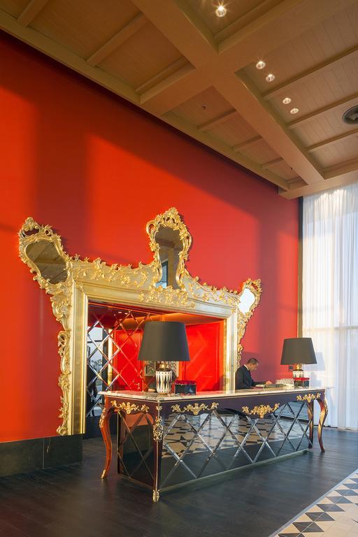 Royal Obidos Scenic Resort Praia del Rei Extérieur photo The reception desk at the Mandarin Oriental, Munich