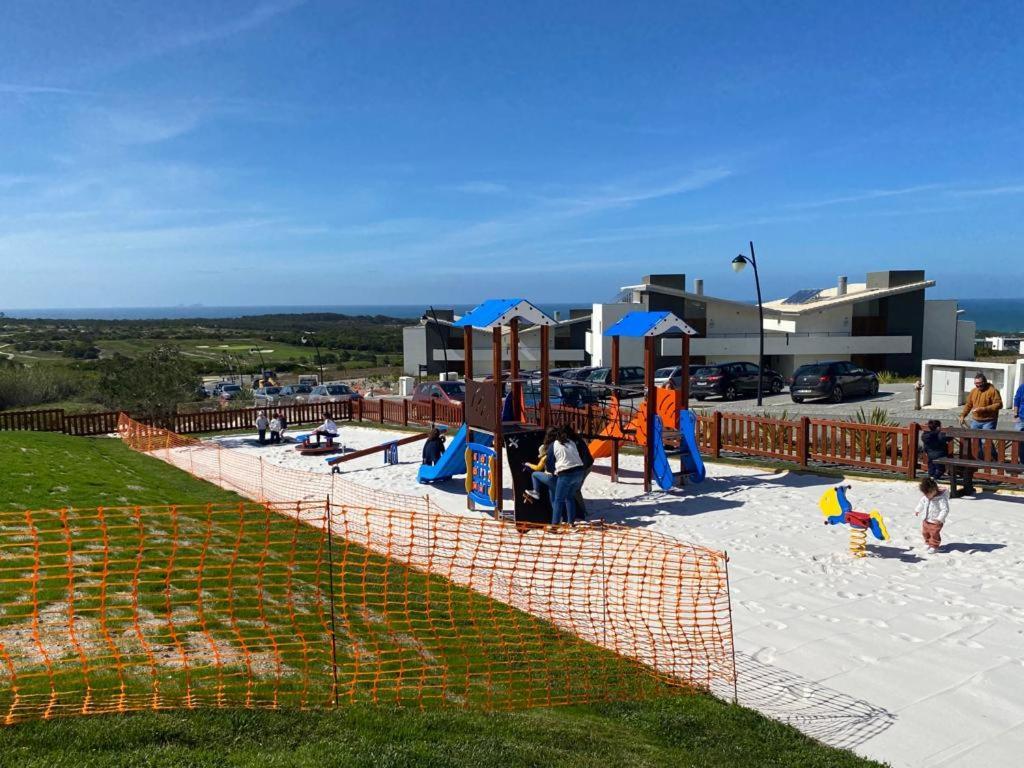 Royal Obidos Scenic Resort Praia del Rei Extérieur photo Playground in the village