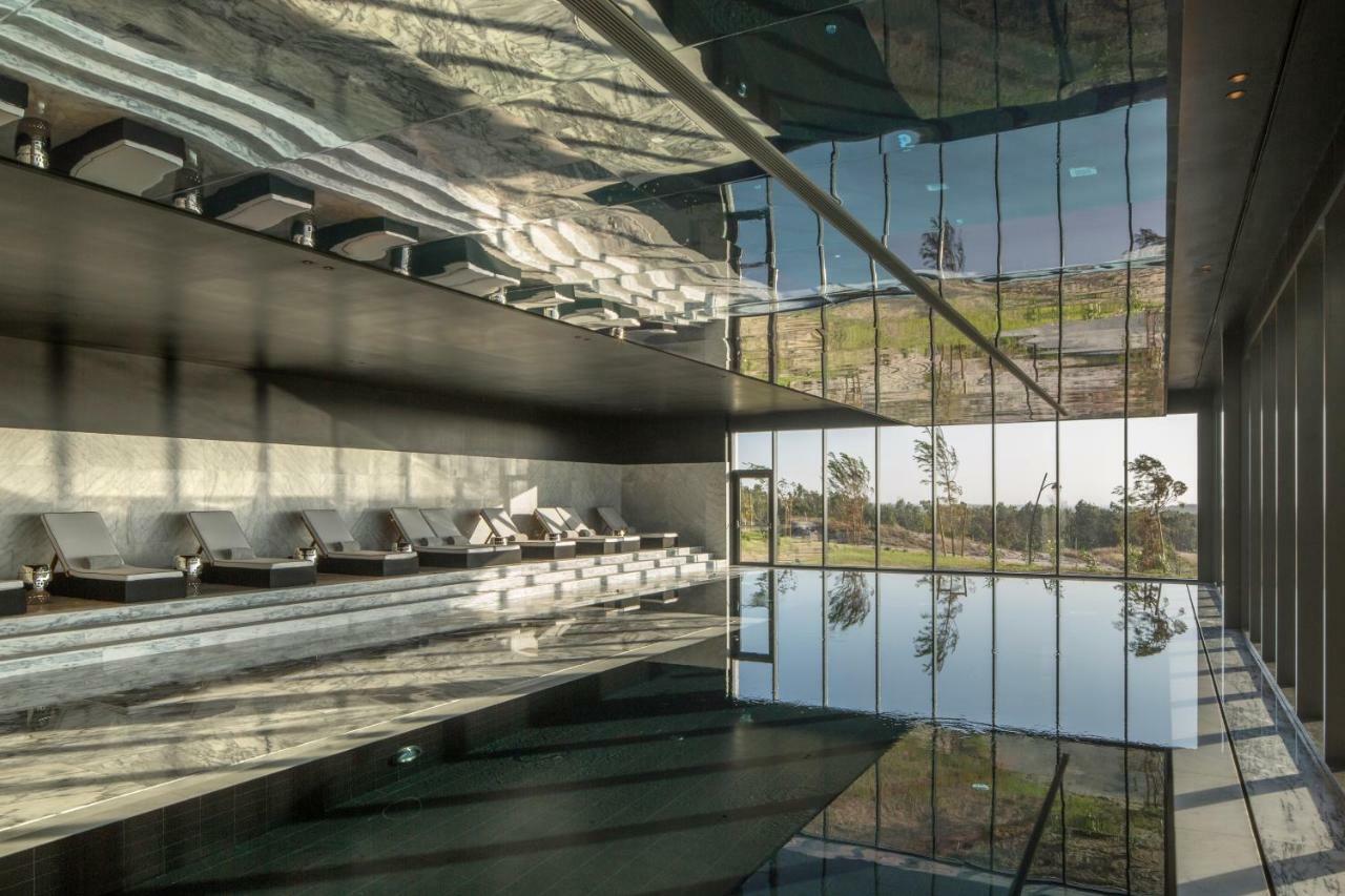 Royal Obidos Scenic Resort Praia del Rei Extérieur photo Interior of the building